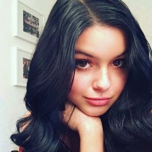 Meet your Posher, Traci